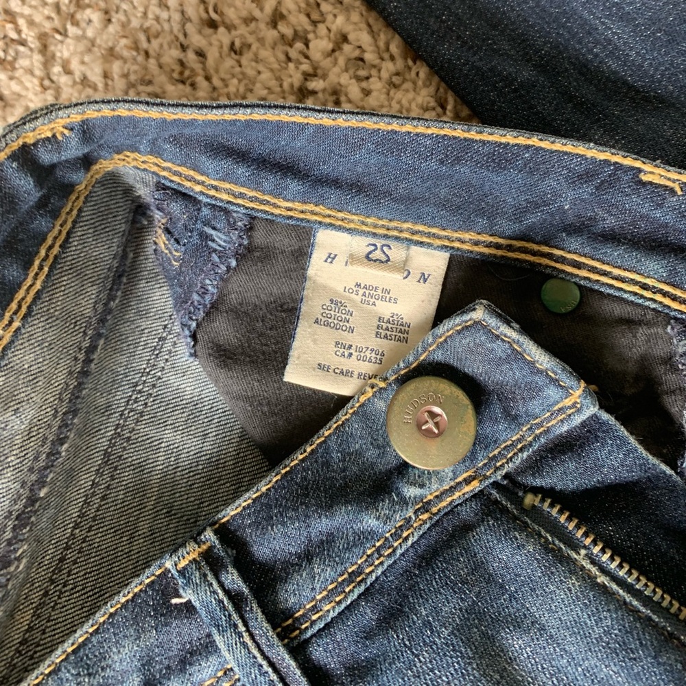 Hudson boot cut, dark denim, torn knees - Picture 5 of 7